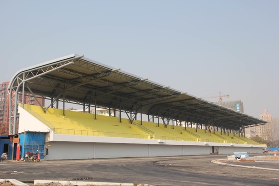 Q235 Q355 Struttura in acciaio di stadio resistente con tetto di larga lunghezza