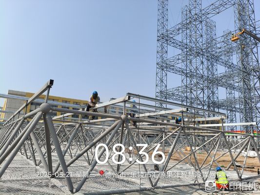 Strutture di spazio in acciaio per tetti e pannelli di pareti
