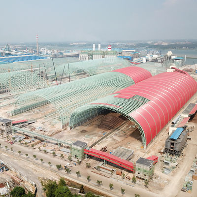 Capannone industriale prefabbricato con struttura in acciaio personalizzata