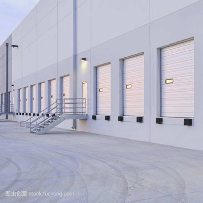 Edificio con struttura in acciaio leggero per officina magazzino standard GB